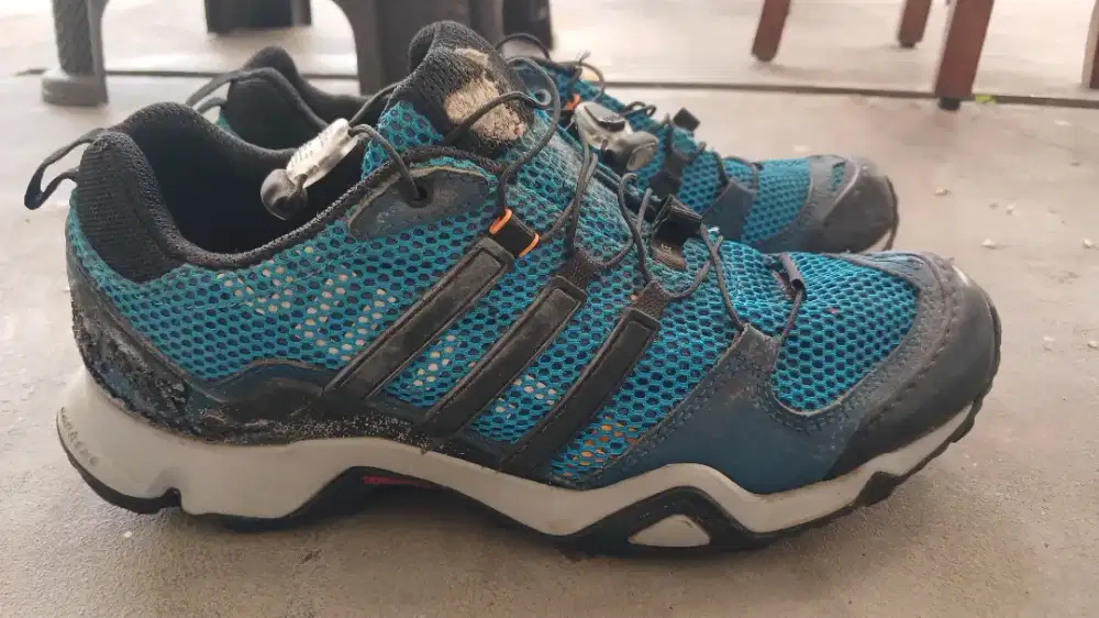 Sepatu Trail Run Adidas