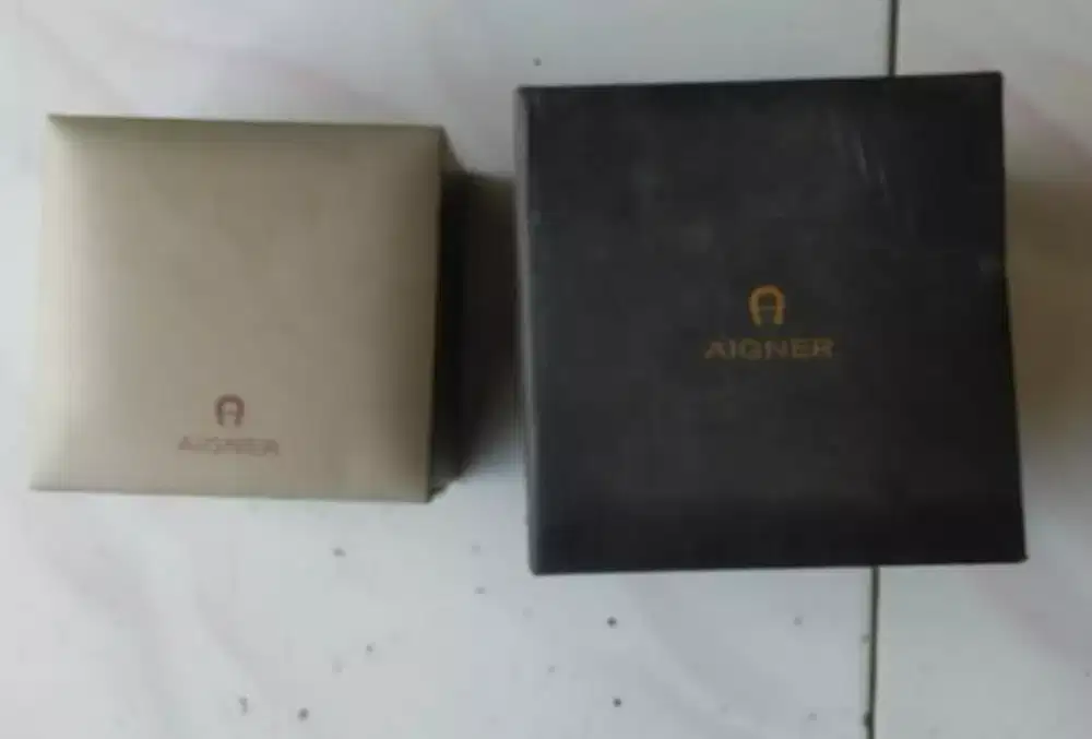 2 box aigner lengkap