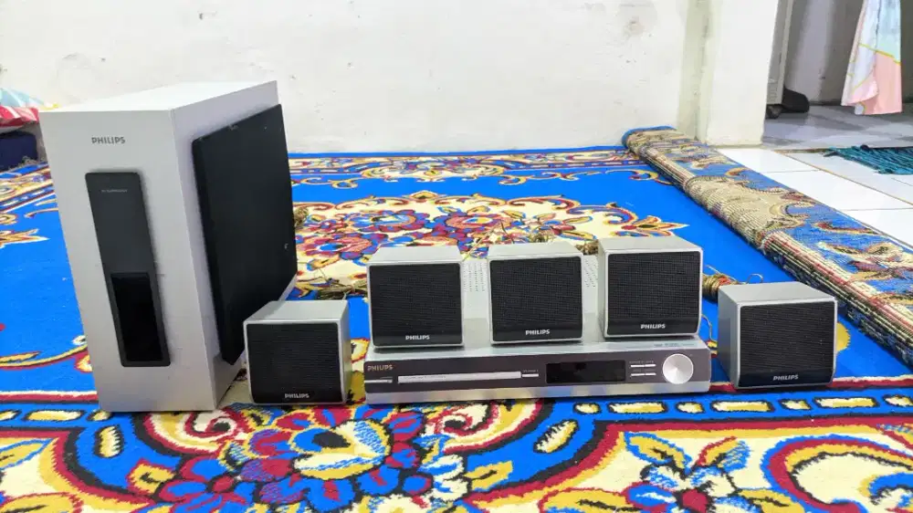 Home theater philips hts3010 (second)