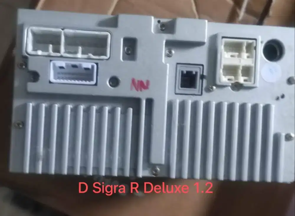 Jual copotan audio dari mobil baru