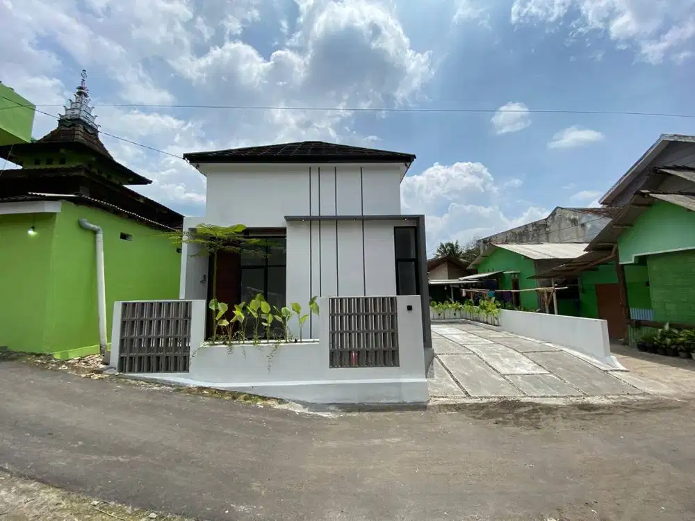 Rumah Modern Siap Huni 500 Jt-an di Jl Kaliurang Km 12 Sleman