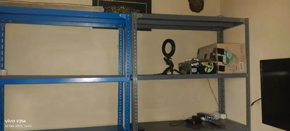 dijual murah rak besi