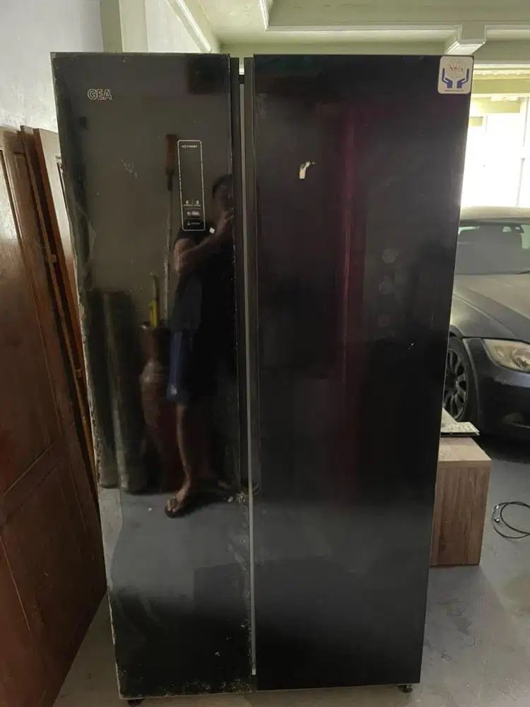 kulkas GEA 2 pintu bekas