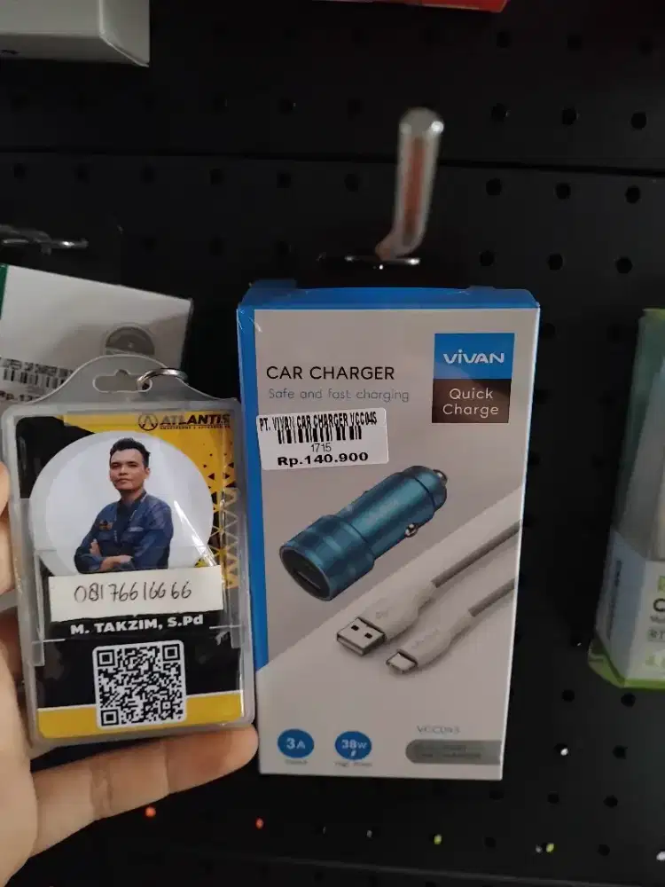 PT. VIVAN CAR CHARGER VCC 04S ATLANTIS DAHSYAT