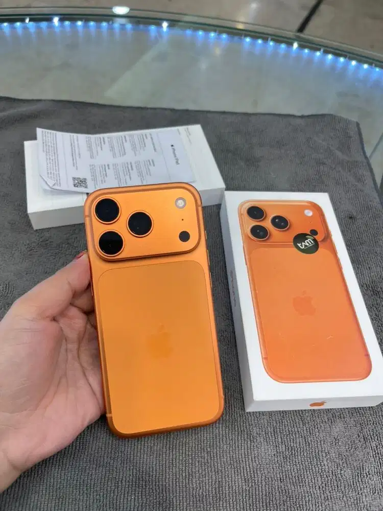Iphone 17pro 256 Oren Like new On 14/12/2026