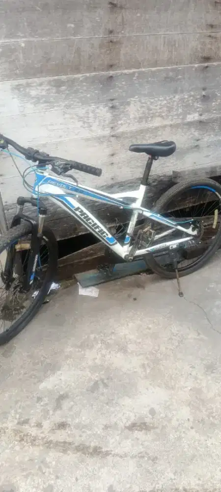 Sepeda Pacific Revolt 5.0