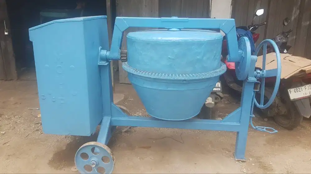 Jual Mesin Molen Cor Beton Merk Mquip Mulus Siap Kerja