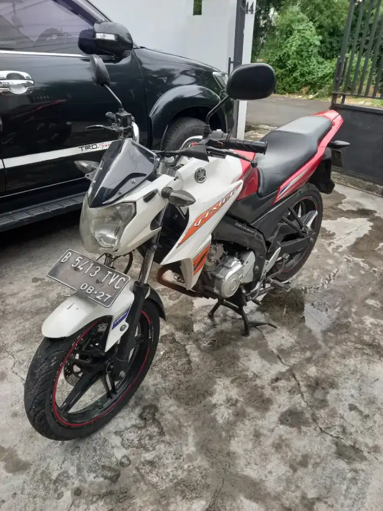 YAMAHA VIXION TAHUN 2015