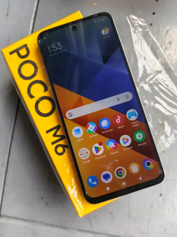 Poco M6 8/256 like new istimewa 4 bulan pakai