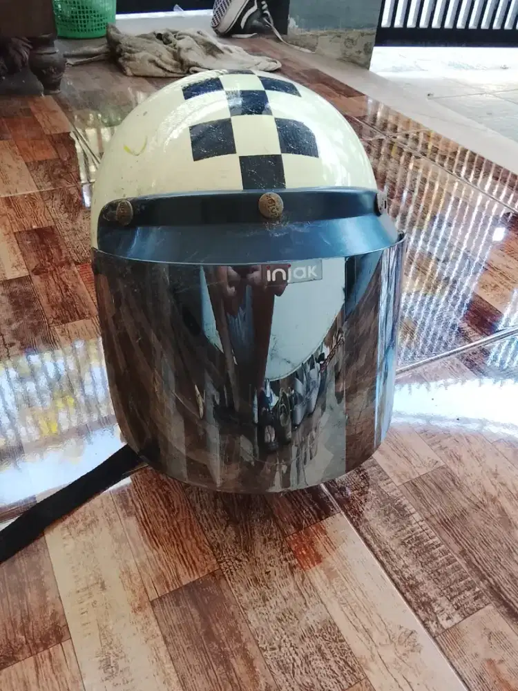 Dijual 2 Helm Bogo Couple