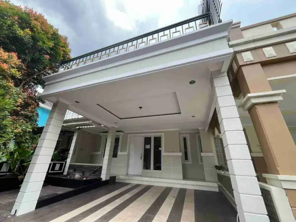 Dijual rumah 2 lantai rapi siap huni di kota wisata