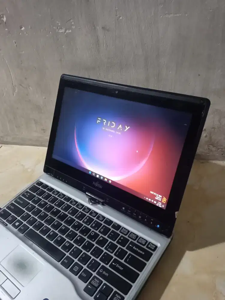 laptop Fujitsu lifebook touchscreen