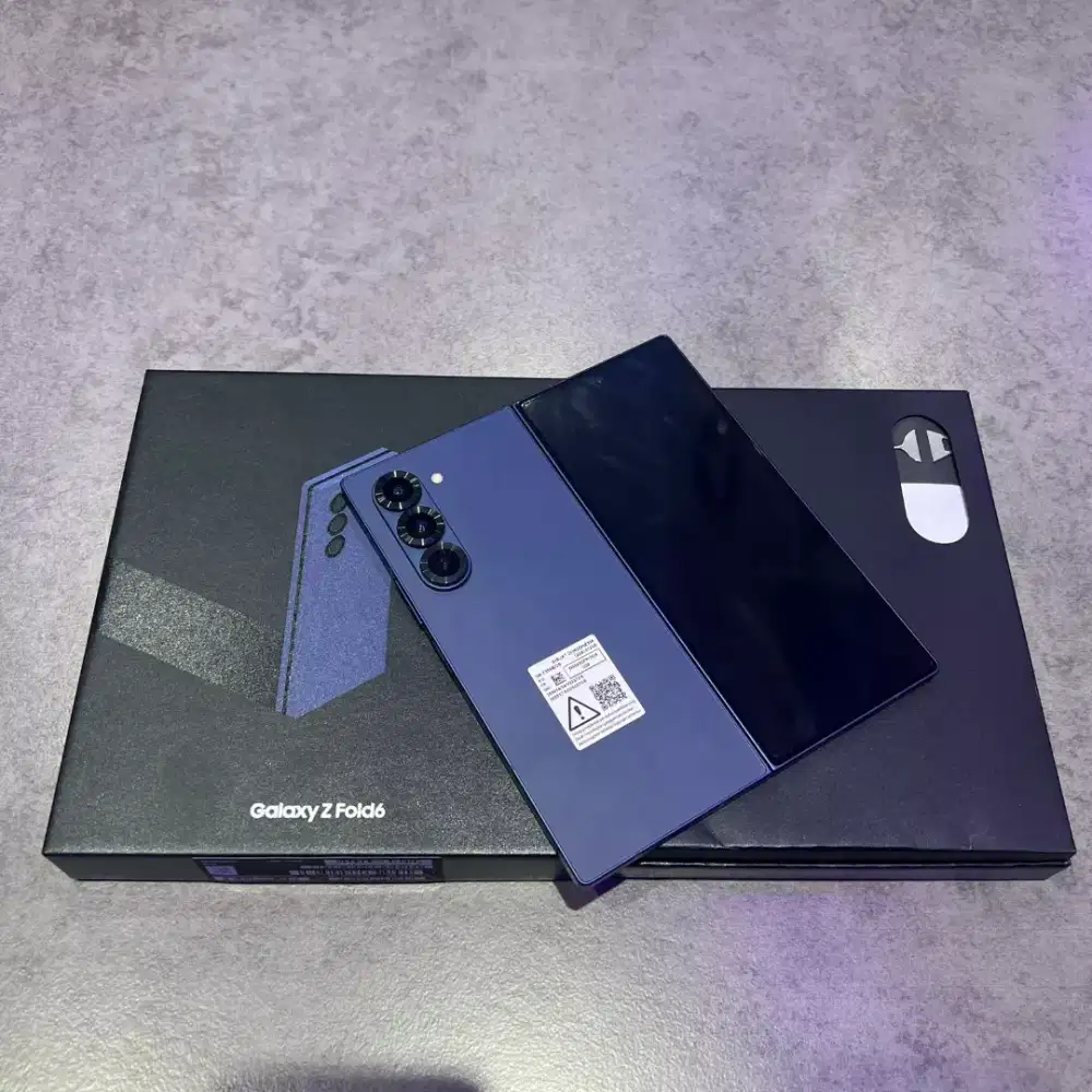 Samsung Galaxy Z Fold 6 12/512 sein mulus