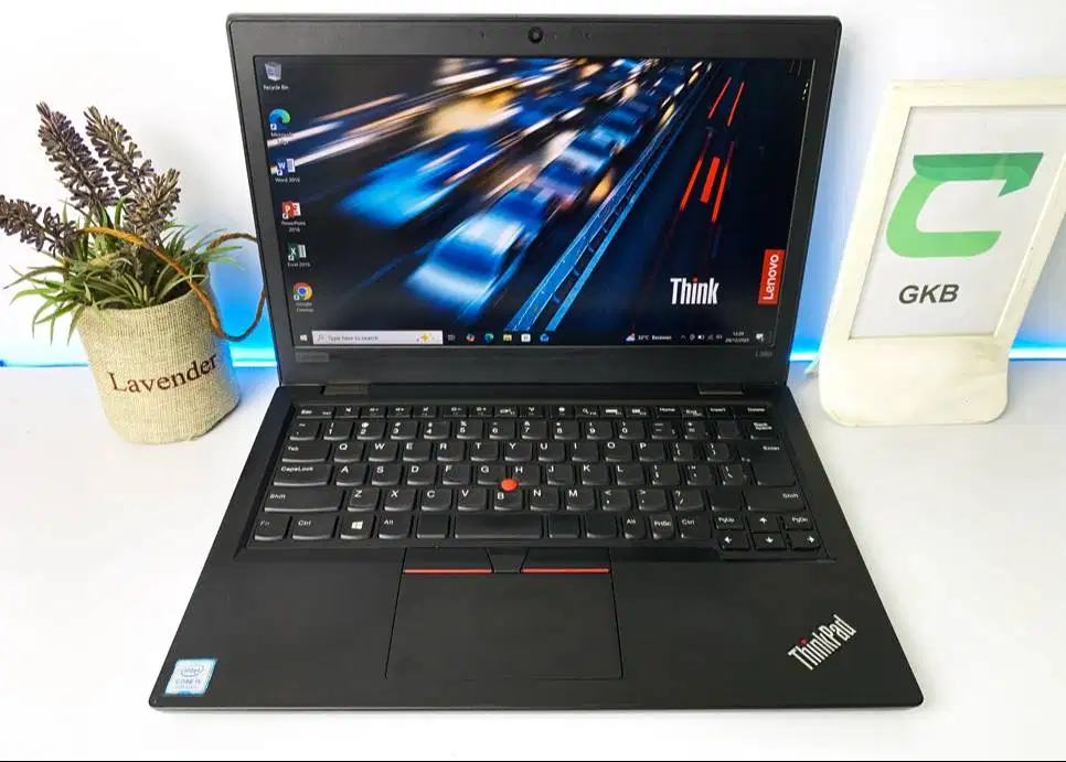 Laptop Thinkpad L380 core i5 Ram 8gb ssd 256gb layar Full HD IPS jerni