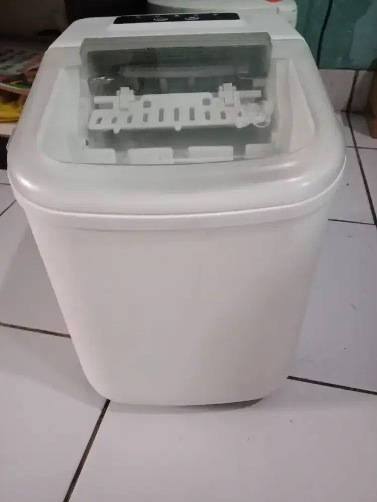 Jual ice maker kondisi masih bagus no minus
