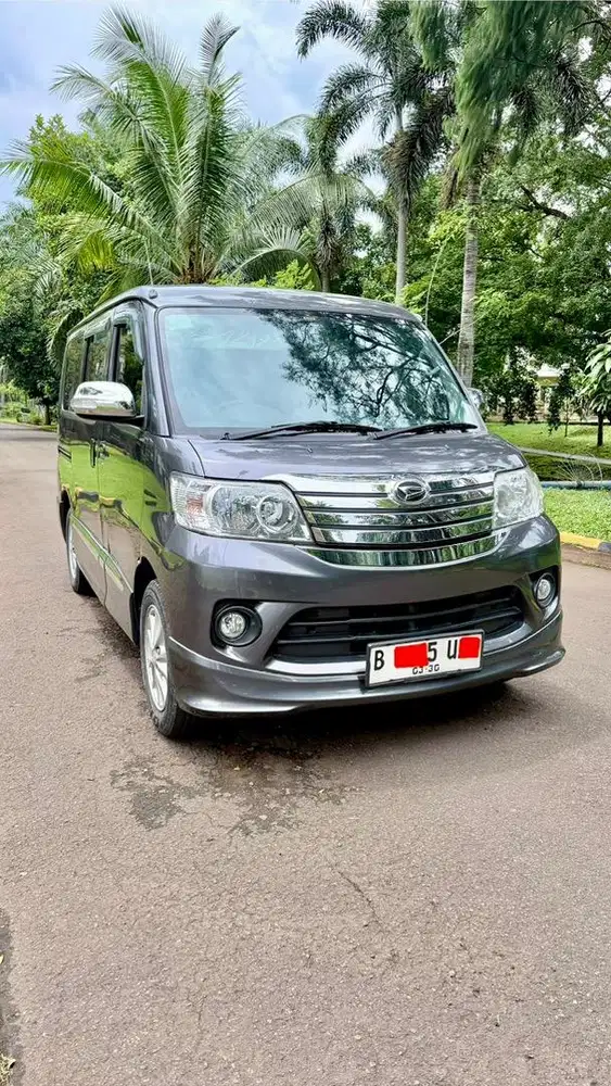 Luxio X Manual MT 2022 warna abu abu