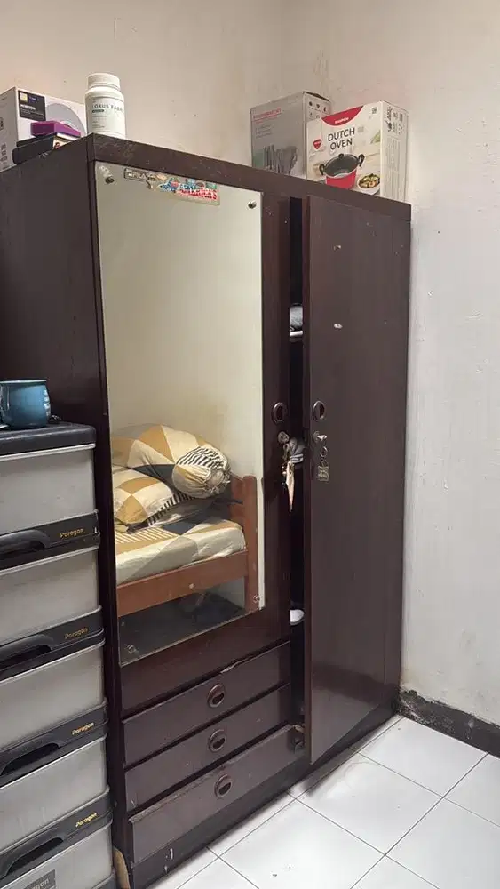 Jual furniture bekas