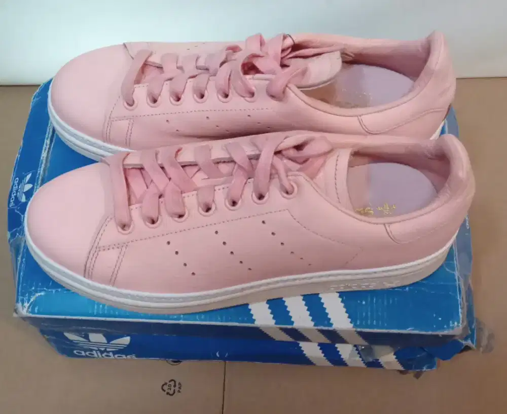 Sepatu ORIGINAL Adidas Stan Smith sneakers 39 New bold w no puma nike