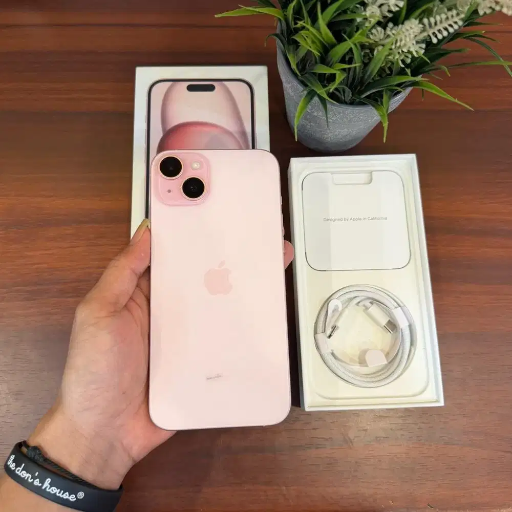 iPhone 15 Plus 512GB Pink Garansi Resmi Eks iBox