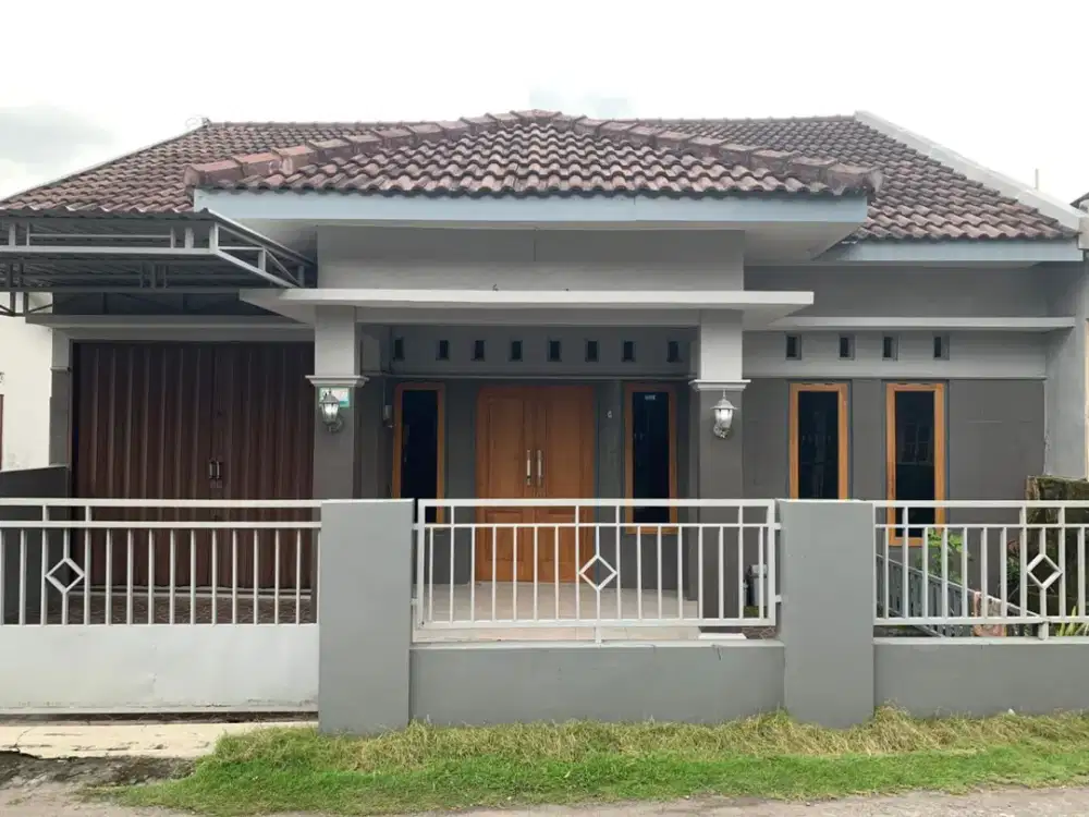 RUMAH SIAP HUNI 400 meter DARI PROLIMAN BOGEM
