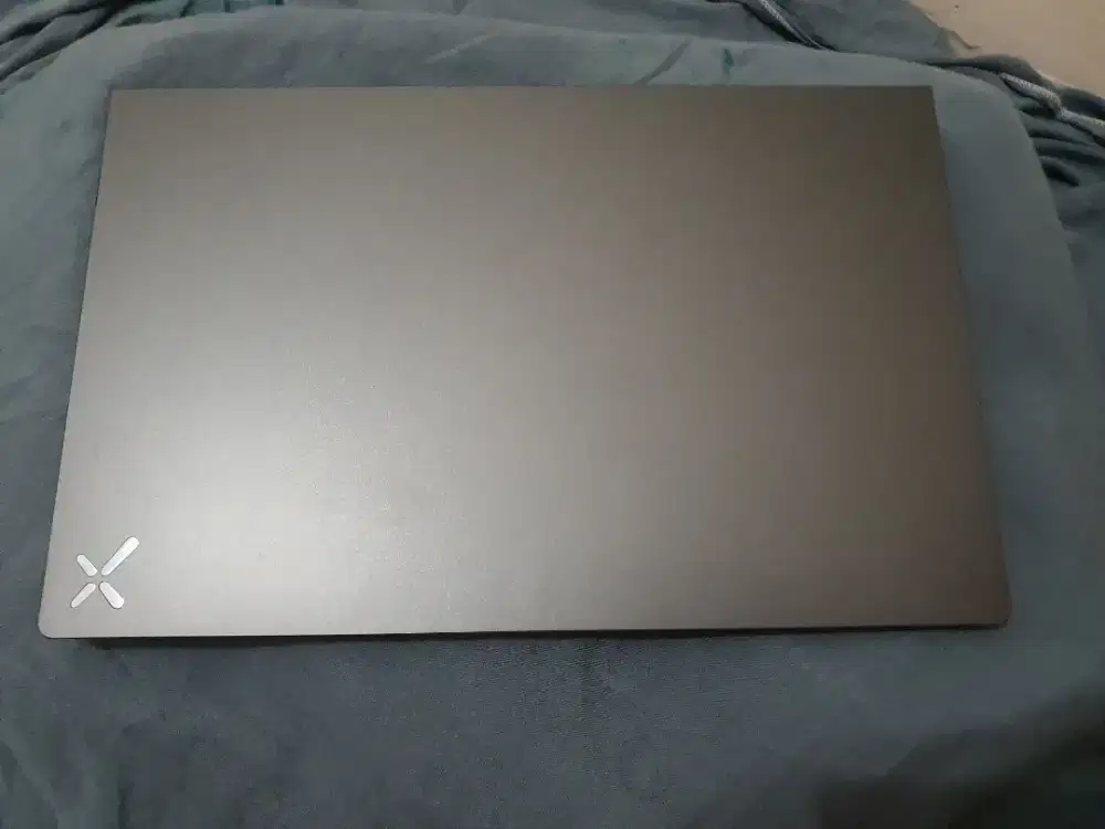 Laptop axioo HYPE 5 AMD X3ryzen 5 3500u 8gb 256gb windows 11