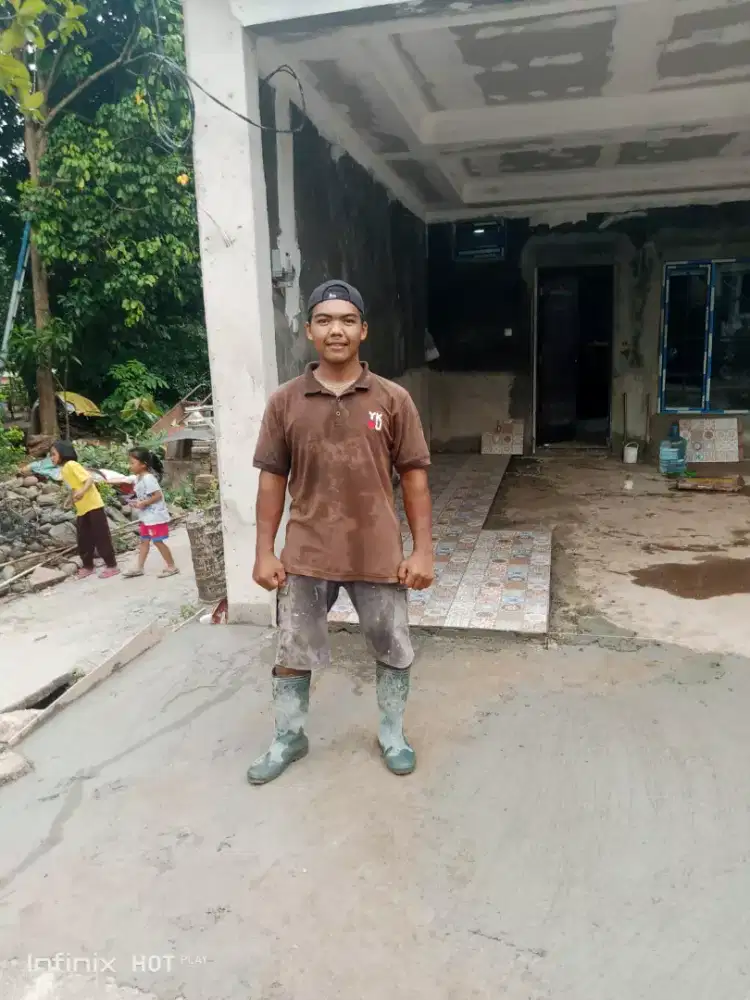 Nyari kerjaan apa aja yang penting halal