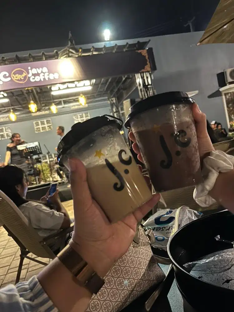 Dicari ART + Pengasuh