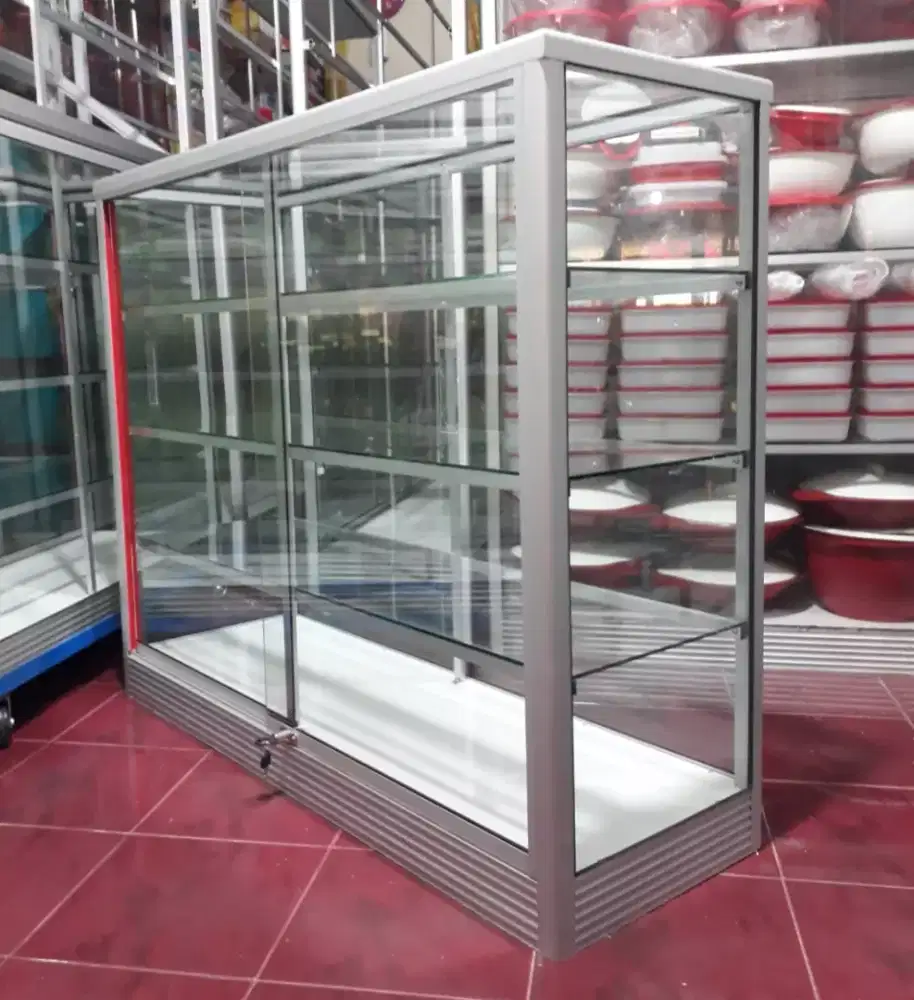 Etalase Kaca Ukuran 1,2M x 1M Barang Baru Untuk Usaha