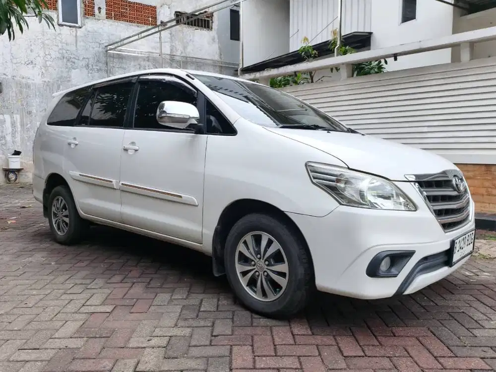 Kijang Innova 2014 Diesel G AT Matic Putih Pajak Siap Pakai