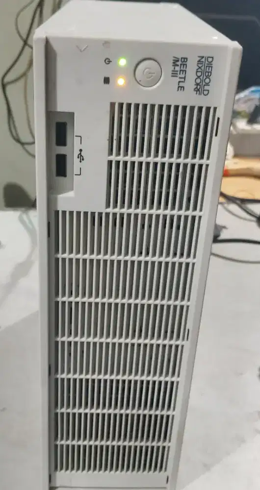 Mini PC wincor nixdorf Celeron ram 4gb HDD 250gb windows 10
