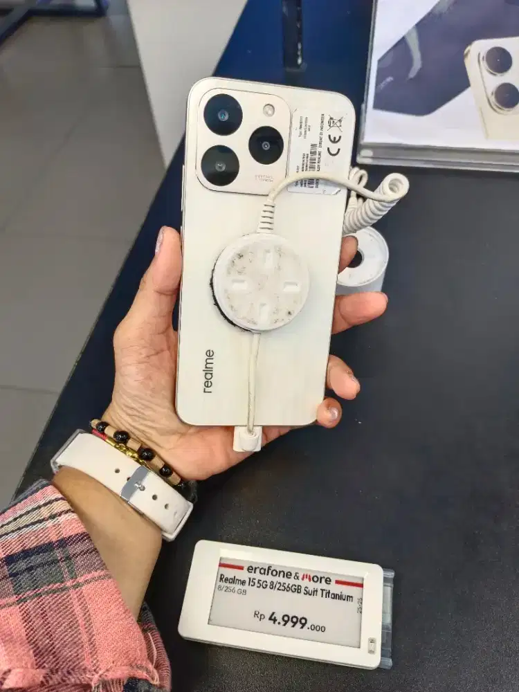 Kredit hp realme 15 5G 8/256gb area ciledug poris cukup pakai ktp