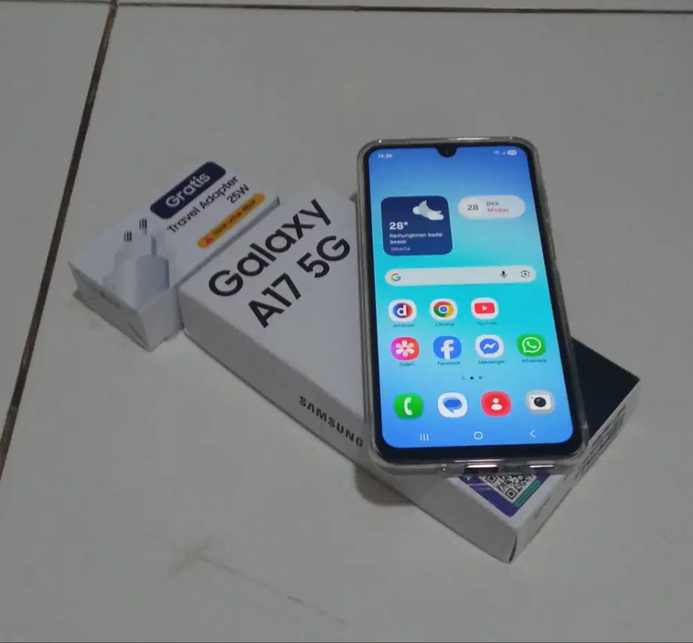 Samsung a17 5g 8/256 black