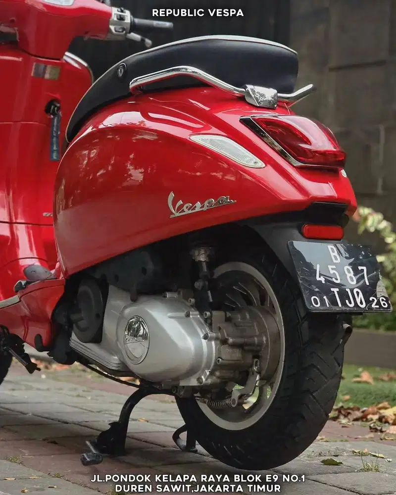 DIJUAL CEPAT IAGGIO VESPA SPRINT NOTTE 150 IGET ABS TH 2019 BLACK DOFF