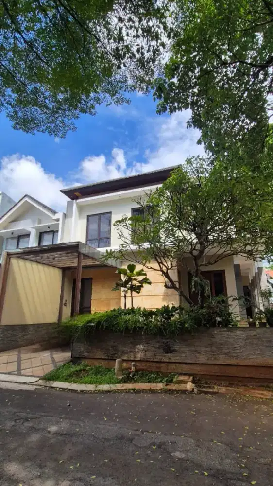 Di jual rumah mewah di perumahan citra gran cibubur