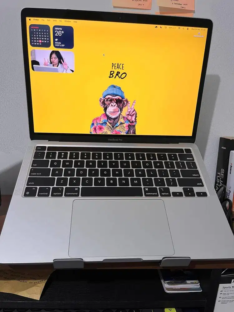 MacBook pro m1 8/256