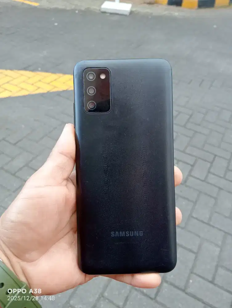 Jual cepat hp Samsung a03s kondisi mati ram 3/32 di cas ngga respon