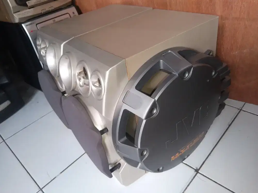 JVC Sub woofer 6 in with Main Speaker 3 way, full ori, build up Japan