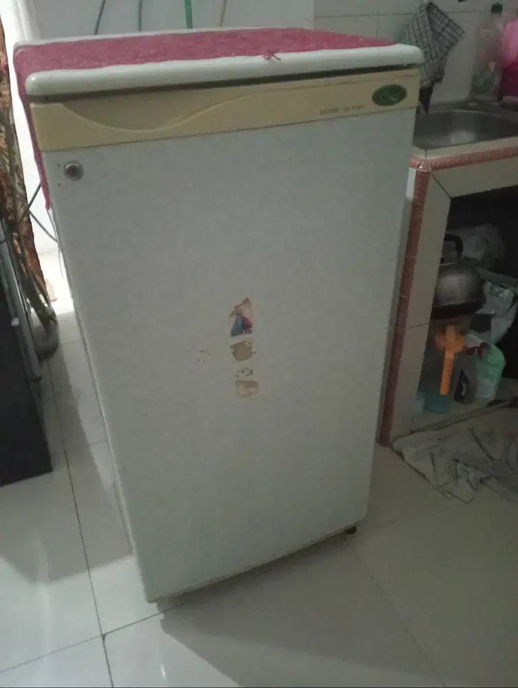 Kulkas 1 pintu sanyo