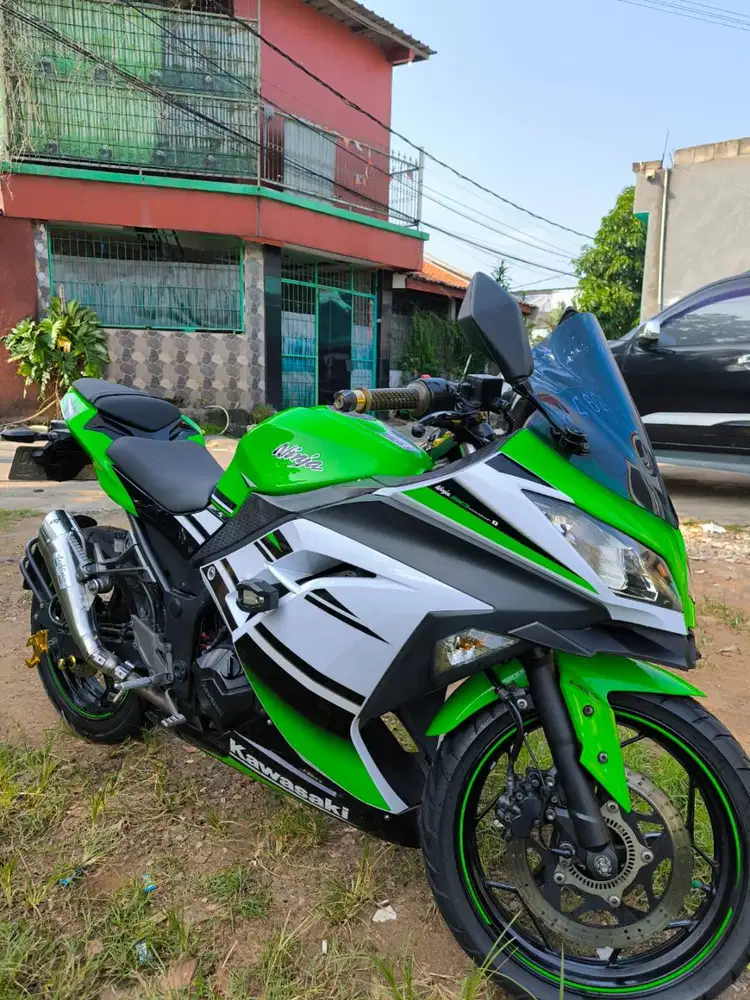 Dijual Motor Ninja 250 FI ABS Tahun 2015 Edisi Anniversary