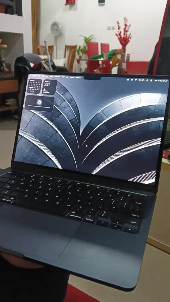 Macbook air m3 8/256gb ibox