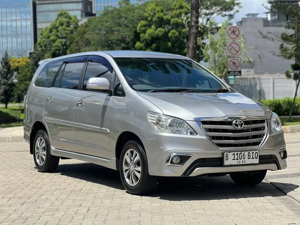 Toyota Innova 2.0 V AT 2014 Pajak Panjang