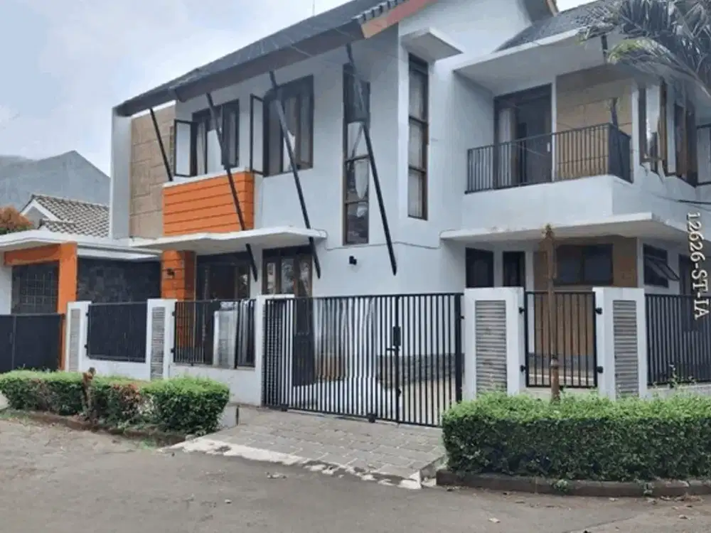 Disewakan Rumah Siap Huni Posisi Hook Dalam Perumahan Di Sektor 9