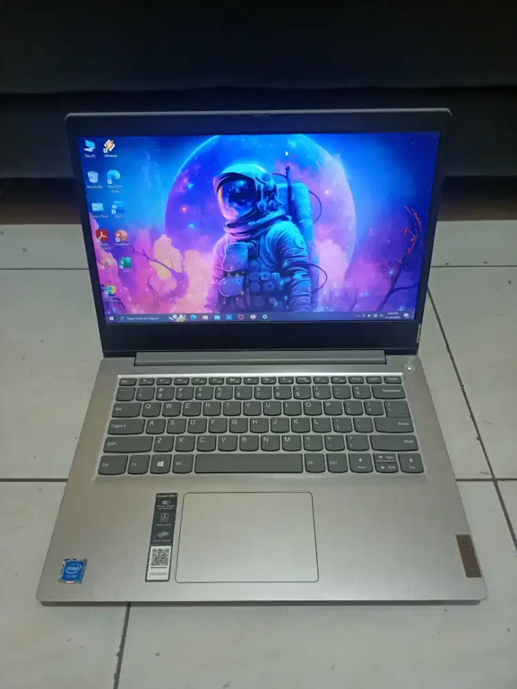 Dijual Lenovo ideapad slim 3 Intel celeron N4020 (ram 4/ssd 512)