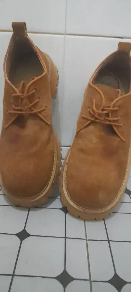 SEPATU BOOTS CASUAL