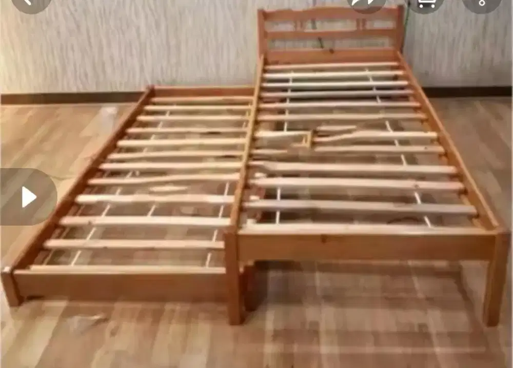 Dijual tempat tidur beserta kasurnya