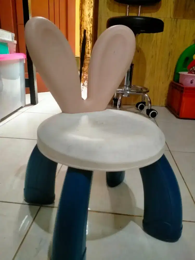 Kursi, kursi anak, kursi belajar, kursi main,kursi bermain,kursisantai