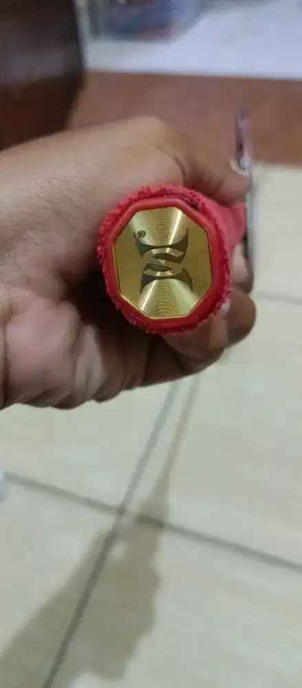 Di Jual Raket Badminton