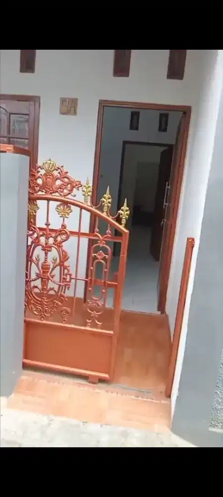 DISEWAKAN RUMAH 3 PETAK DAERAH BEJI DEPOK, STRATEGIS DKT TOL KUKUSAN