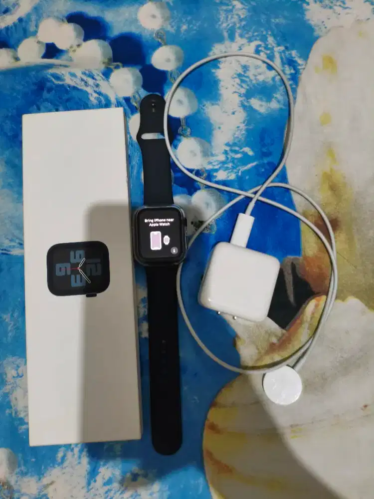DI JUAL IWATCH SE GEN2 44 MM MIDNIGHT