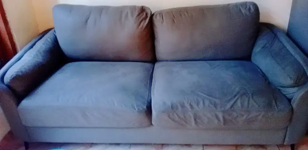 Di jual cepat dan murmer informa lynden sofa fabric